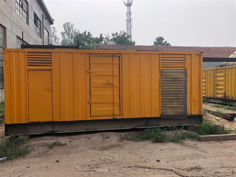 随州柴油发电机如何判断新机油是否已经完全充满机油滤清器？