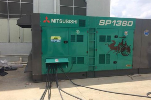 随州为什么有些柴油发电机组的输出电压可以调节？