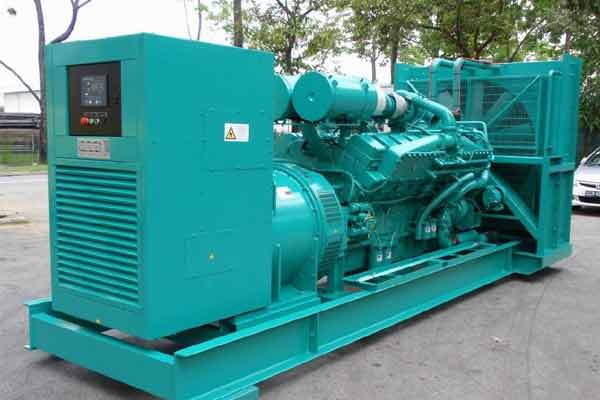 随州柴油发电机组电压不稳定怎样维修？