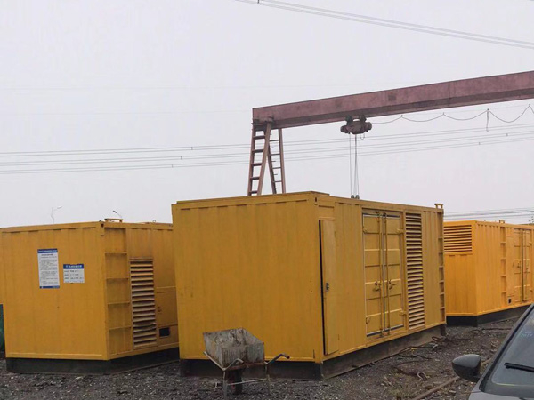 随州100kw柴油发电机组每小时油耗？